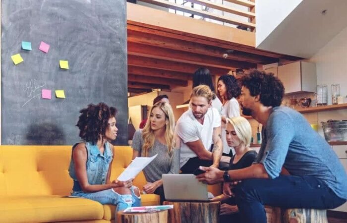 A roadmap showing how to start an IT career from scratch.